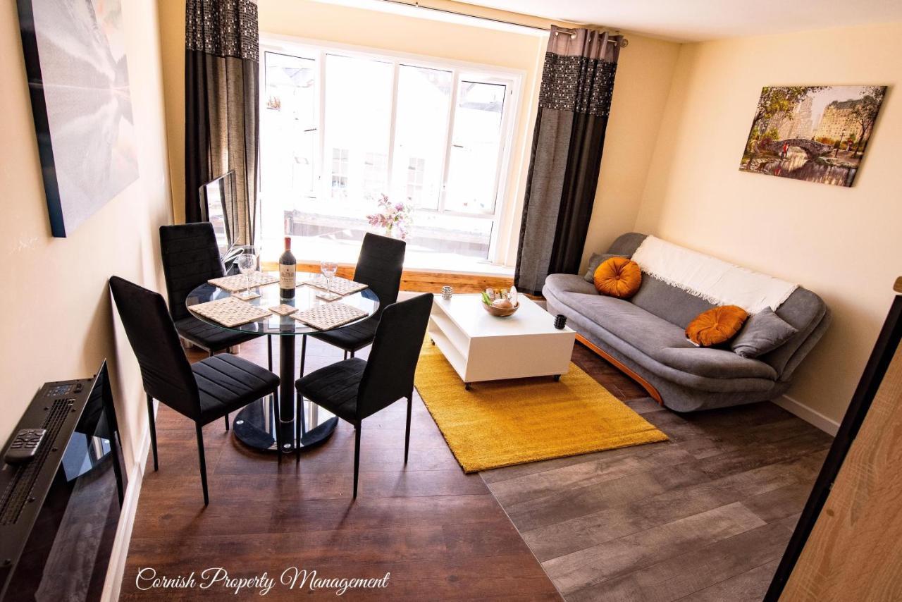 Apartment Road Newquay (Cornwall)